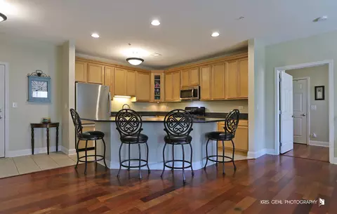 267 E Railroad Ave #208, Bartlett, IL 60103 photo 8