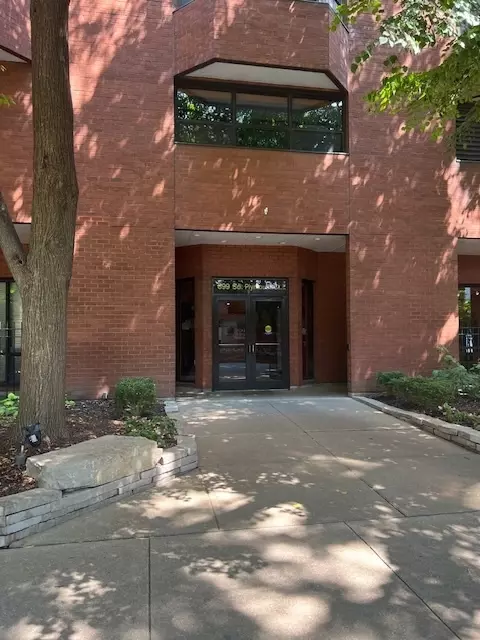 899 S Plymouth Ct #910, Chicago, IL 60605