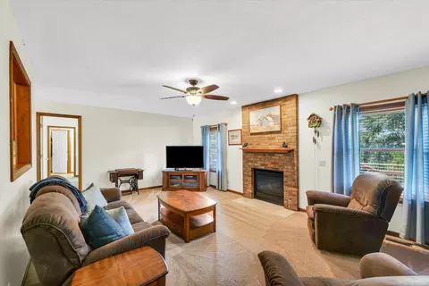 18 Hickory Ln, White Heath, IL 61884 photo 16