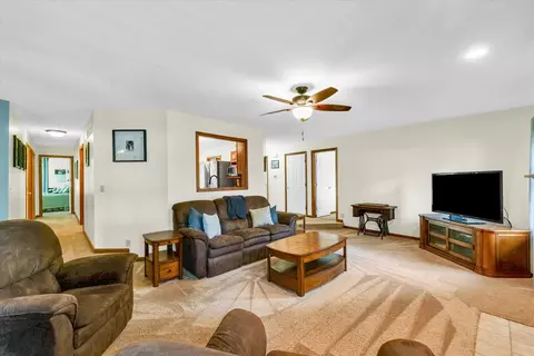 18 Hickory Ln, White Heath, IL 61884 photo 18
