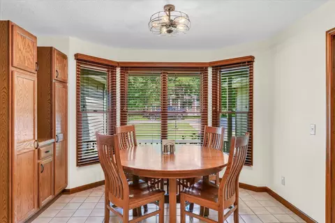 18 Hickory Ln, White Heath, IL 61884 photo 11