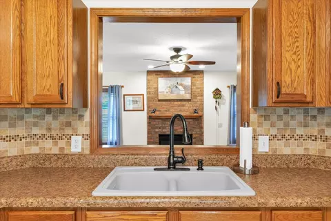 18 Hickory Ln, White Heath, IL 61884 photo 12