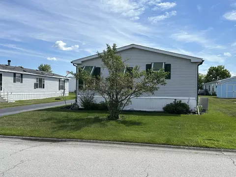 13 Swallow Ln, Beecher, IL 60401 photo 5