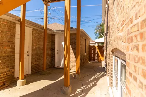 5608 S Massasoit Ave, Chicago, IL 60638 photo 11