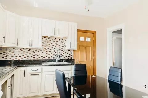 5608 S Massasoit Ave, Chicago, IL 60638 photo 17