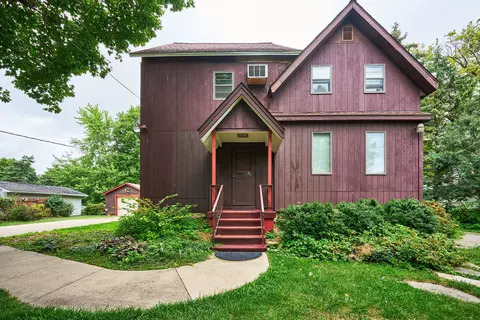 205 S 4th St, Malta, IL 60150