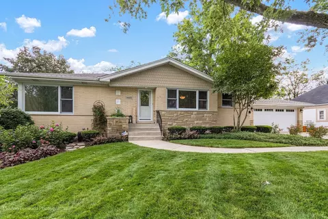 14435 Woodland Ave, Orland Park, IL 60462