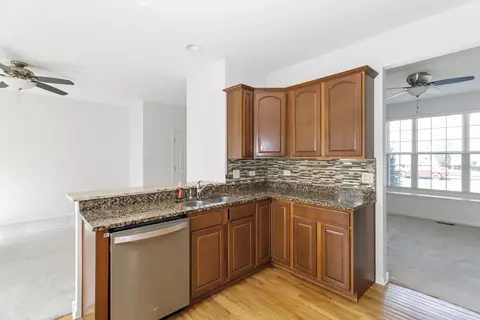 Kitchen - 209 Garden Dr, Elgin, IL 60124 photo 5 of 5