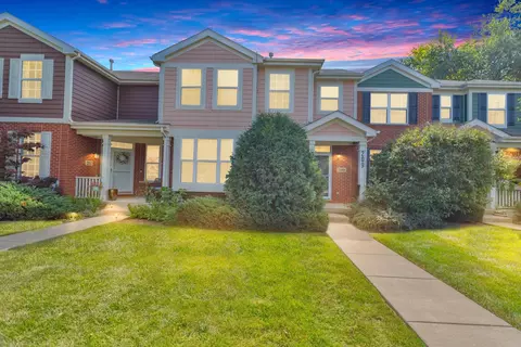 Exterior - 209 Garden Dr, Elgin, IL 60124 photo 2 of 5