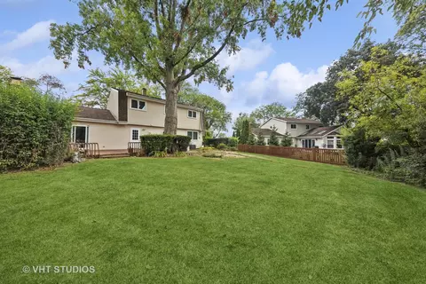 1241 Durham Dr, Wheaton, IL 60189 photo 12