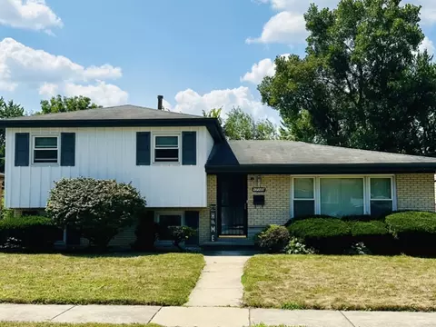 17100 Evans Dr, South Holland, IL 60473