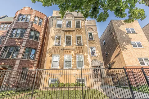 6539 N Mozart St, Chicago, IL 60645