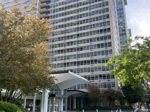 3550 N Lake Shore Dr #2717, Chicago, IL 60657