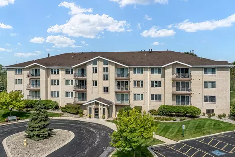 9750 Koch Ct #1C, Orland Park, IL 60467