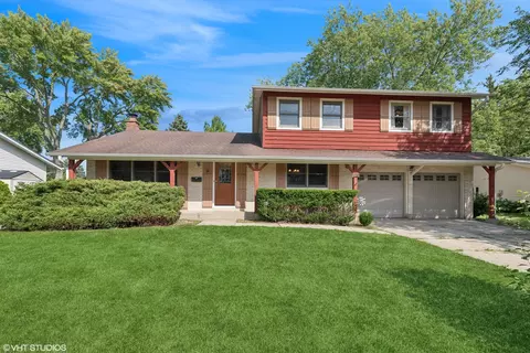 521 N Rohlwing Rd, Palatine, IL 60074