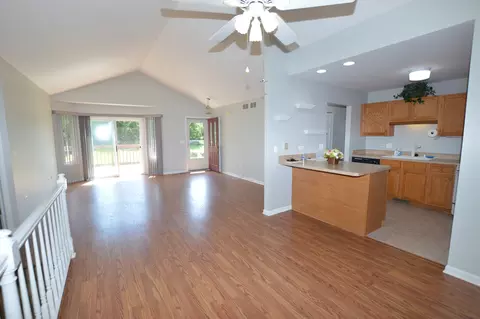 3109 River Birch Ct, Mchenry, IL 60051 photo 8
