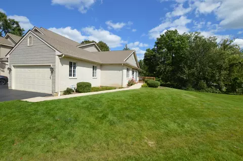 3109 River Birch Ct, Mchenry, IL 60051