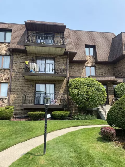 10445 S Mansfield Ave S #3E, Oak Lawn, IL 60453