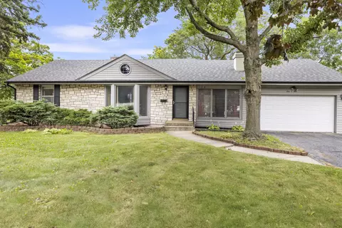 104 S Calvin Park Blvd, Rockford, IL 61107