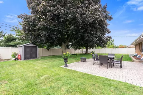 Exterior - 809 Winthrop Ave, Joliet, IL 60435 photo 4 of 4
