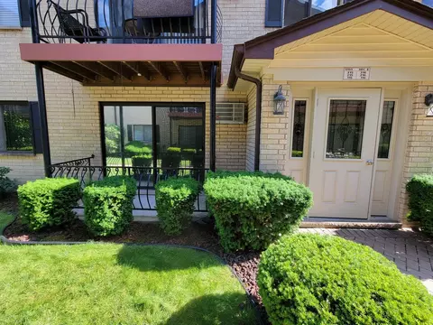 5155 N East River Rd #115E, Chicago, IL 60656