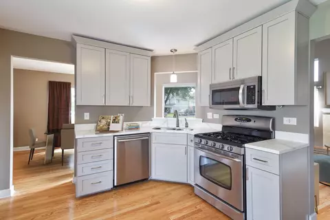 Kitchen - 438 Harvard Ln, Bartlett, IL 60103 photo 1 of 3