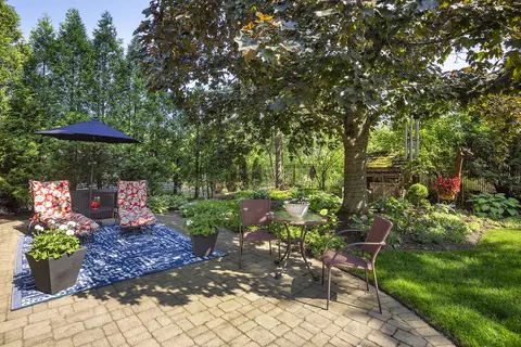 337 Warwick Rd, Deerfield, IL 60015 photo 17
