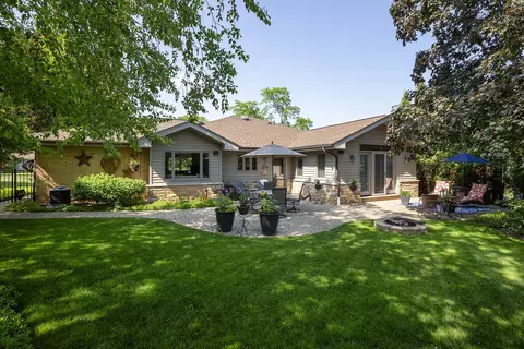 337 Warwick Rd, Deerfield, IL 60015 photo 18