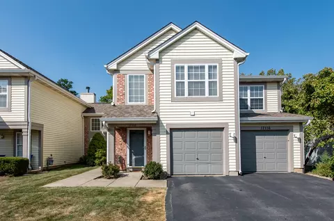 17122 W Cunningham Ct #4B, Libertyville, IL 60048