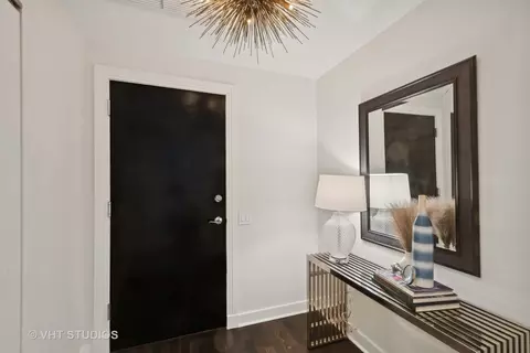 250 E Pearson St #3301, Chicago, IL 60611 photo 2