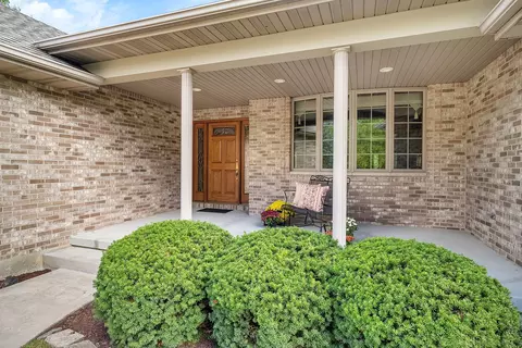 815 Thomas Dr, Morris, IL 60450 photo 3