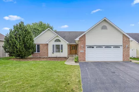 726 Plum St, Dekalb, IL 60115