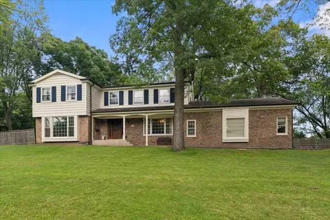 1181 Timber Ln, Lake Forest, IL 60045