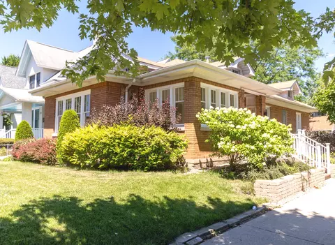 4900 W Cullom Ave, Chicago, IL 60641
