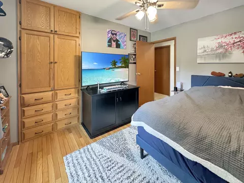 Bedroom - 675 Shimer Dr, Freeport, IL 61032 photo 7 of 7