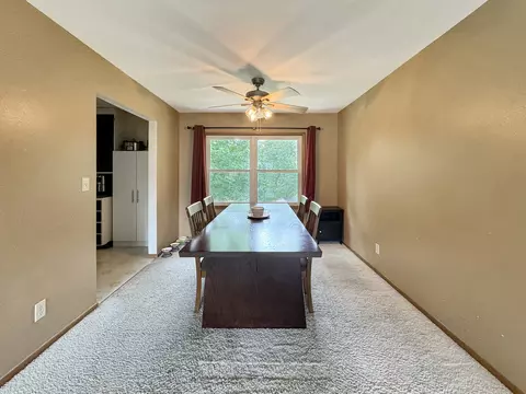 Dining - 675 Shimer Dr, Freeport, IL 61032 photo 1 of 3