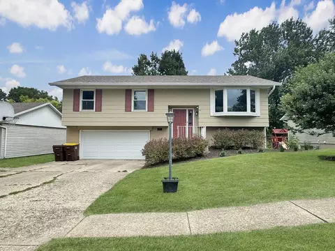 Exterior - 675 Shimer Dr, Freeport, IL 61032 photo 2 of 6
