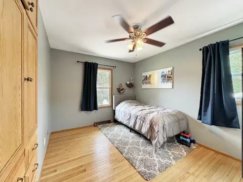 Bedroom - 675 Shimer Dr, Freeport, IL 61032 photo 5 of 7