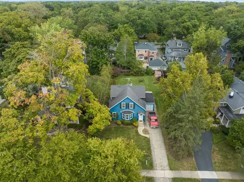 View/Area - 306 E Prospect Ave, Lake Bluff, IL 60044 photo 6 of 6