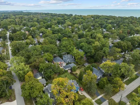 View/Area - 306 E Prospect Ave, Lake Bluff, IL 60044 photo 4 of 6