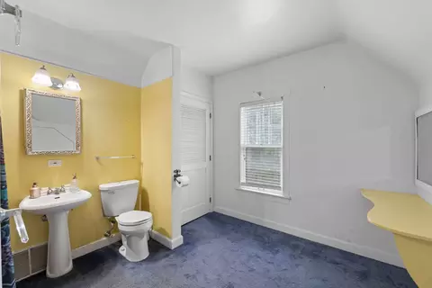 Bath - 306 E Prospect Ave, Lake Bluff, IL 60044 photo 2 of 2