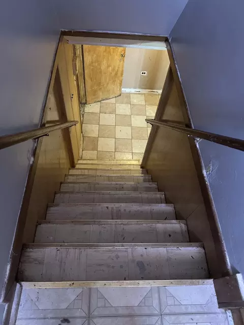 Entry Way - 2524 S 16th Ave, Broadview, IL 60155 photo 1 of 1