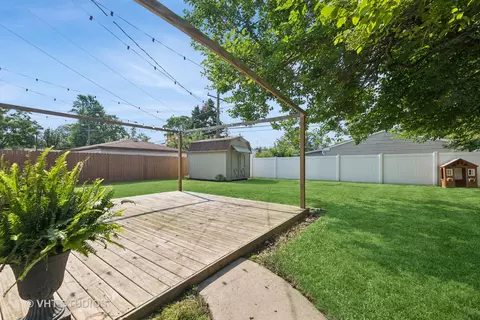 2409 Fulle St, Rolling Meadows, IL 60008 photo 18