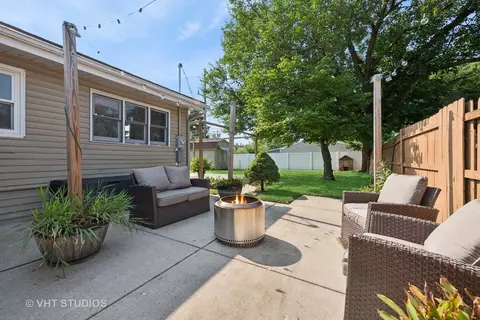 2409 Fulle St, Rolling Meadows, IL 60008 photo 17