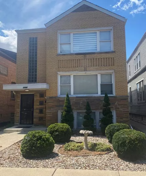 6008 S Komensky Ave, Chicago, IL 60629