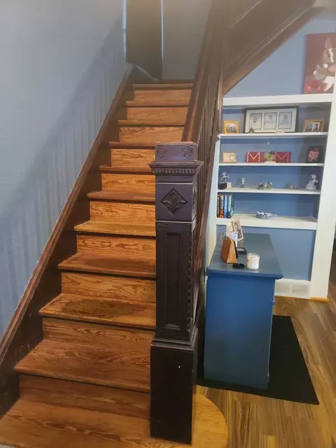 Entry Way - 108 N Pine St, Buda, IL 61314 photo 1 of 1