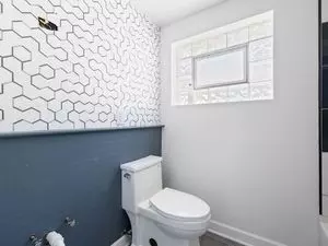 1807 E 93rd St, Chicago, IL 60617 photo 9