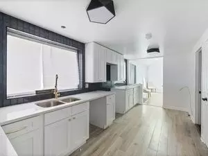 1807 E 93rd St, Chicago, IL 60617 photo 6