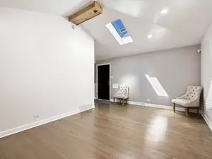 1807 E 93rd St, Chicago, IL 60617 photo 4