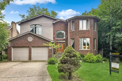 4353 W Bryn Mawr Ave, Chicago, IL 60646